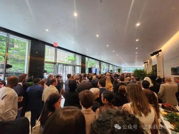 日赢配资 纽约“老钱”家族的至暗时刻：鲁丁百年帝国突遇血案